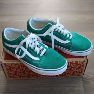 AUTHENTIC Vans “Old Skool” - Sz women’s 8 / Men’s 6.5